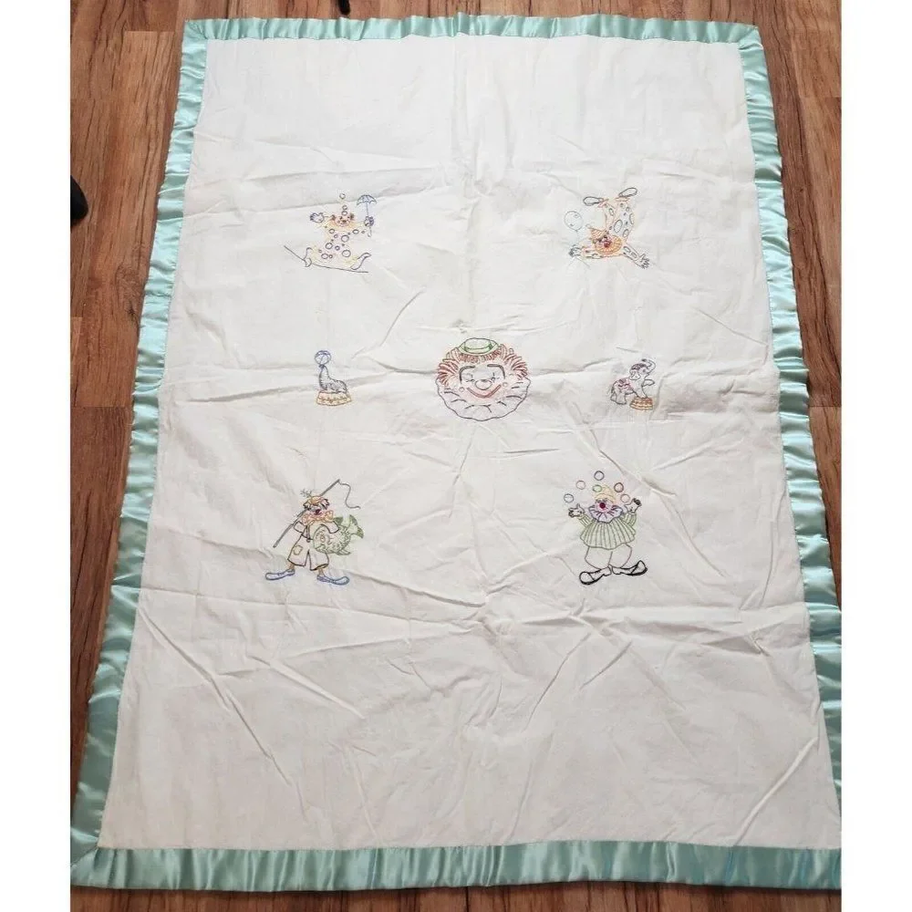 Vintage 60s Clown Circus Blanket Crib Child's Size White Green Satin Edge